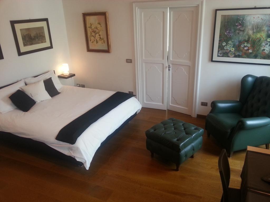 Bonadies Suite Барлетта Экстерьер фото